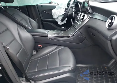 2022 Mercedes-Benz Glc 300 4Matic Suv from USA, damaged, VIN W1N0G8EB0NV366970